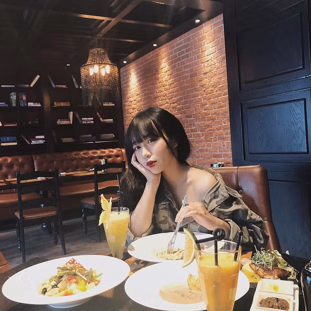 Vừa đạt thành tích học tốt, vừa kiếm được tiền là mục tiêu cô đặt ra để cố gắng.