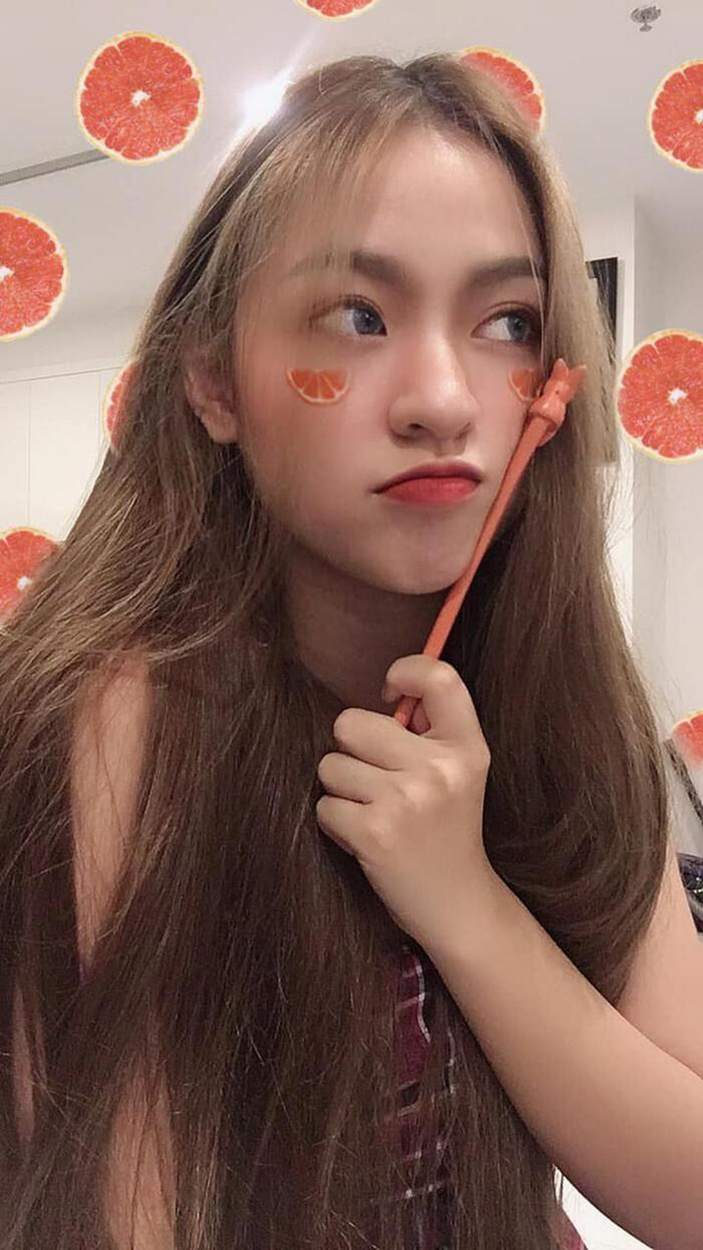 Cụ thể, trong một lần khi được hỏi tại sao không vào học trường Đại học H., Thanh Tâm thẳng thắn bày tỏ: “Em ơi, chị không muốn vô trường H. nha. Xin lỗi chứ điểm trường H. còn thấp hơn trường chị nữa”.