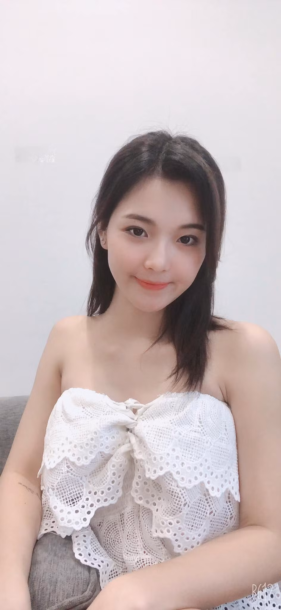 Hiện tại, Thu Hương mở spa thẩm mỹ tại nhà và làm ăn khá phát đạt với nghề này.