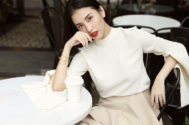 Là em họ diễn viên nổi tiếng Mai Thu Huyền. Mai Hồ từng được đông đảo công chúng biết tới khi công khai tình yêu với MC Trấn Thành. Nhưng sau đó, cả 2 bất ngờ tuyên bố chia tay với lý do không hợp nhau.