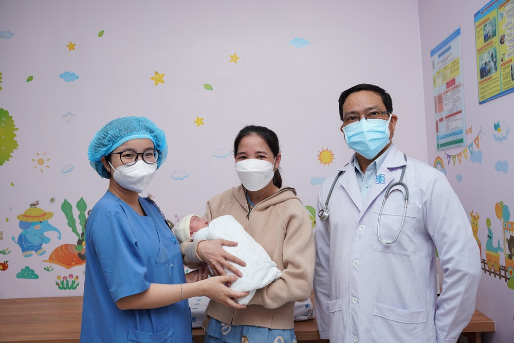 Kho tho, phu chan...: Loat bien chung kho luong, co the gay suy tim o thai phu-Hinh-2