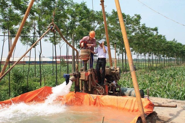 TPHCM: Mực nước ngầm đang bị hạ thấp, gây sụt lún TPHCM: Muc nuoc ngam dang bi ha thap, gay sut lun