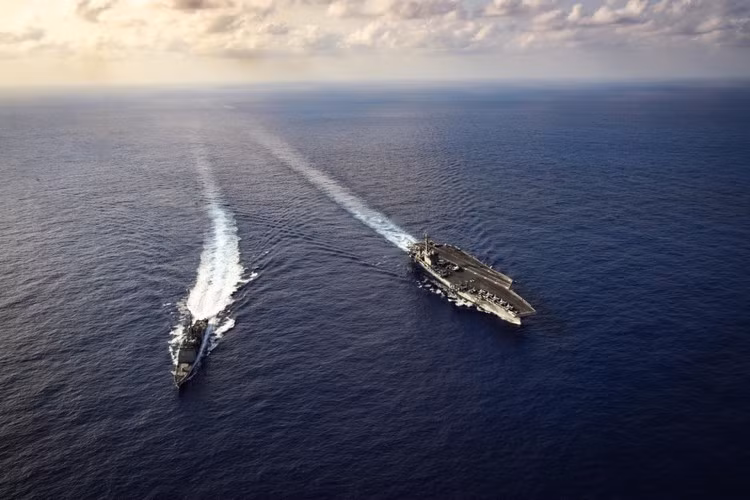 "Tuần dương hạm Bunker Hill được triển khai đến Hạm đội 7 hỗ trợ các hoạt động an ninh và ổn định trong khu vực Ấn Độ Dương - Thái Bình Dương", thông báo trên tài khoản Hạm đội 7 bổ sung, không tiết lộ cụ thể thời điểm và vị trí hoạt động của tàu.