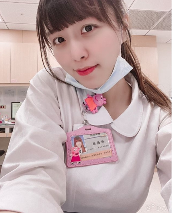 Lý Bội Cẩn, người Đài Loan (Trung Quốc) là một trong những nữ y tá rất nổi tiếng.