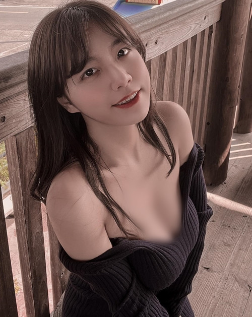 Người hâm mộ của nữ y tá Lý Bội Cẩn hy vọng cô nàng sẽ luôn giữ vững được phong độ nhan sắc này.