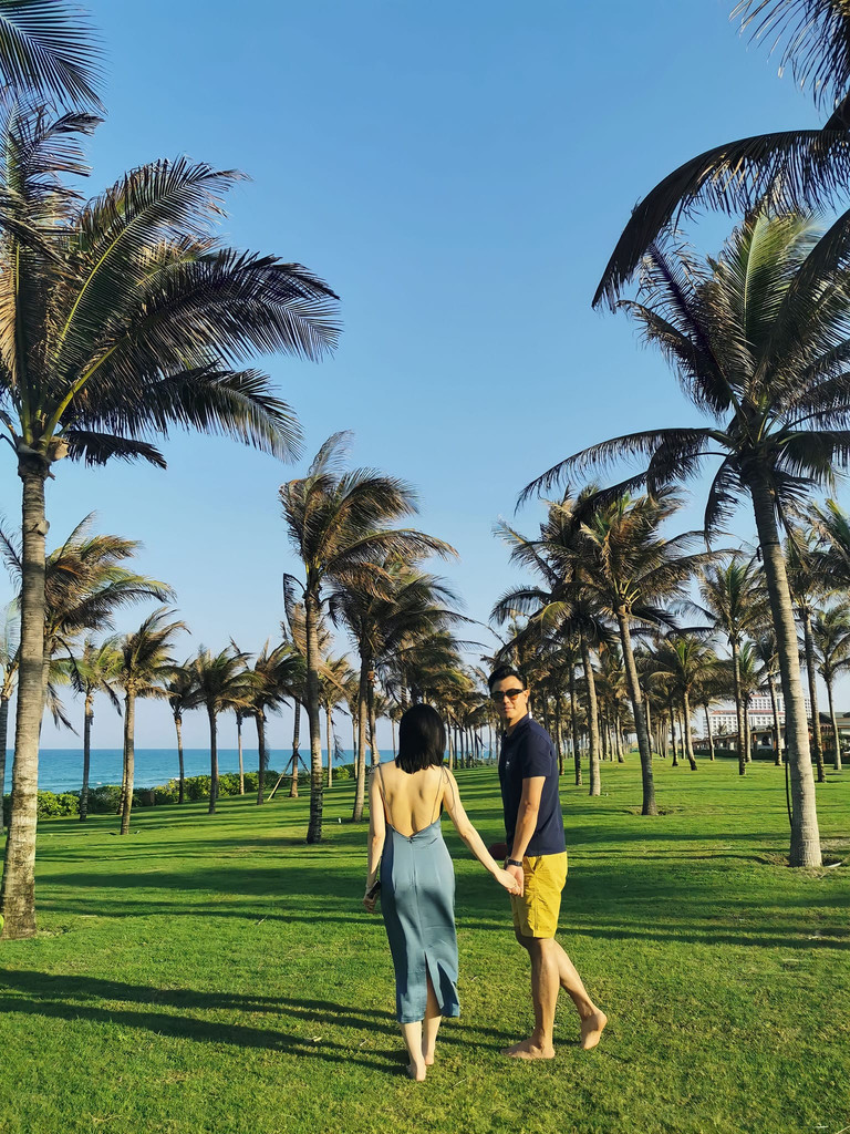 Vào dịp đặc biệt, vợ Tuấn Tú cũng nhắn nhủ, cảm ơn anh đã luôn cố gắng vì gia đình.