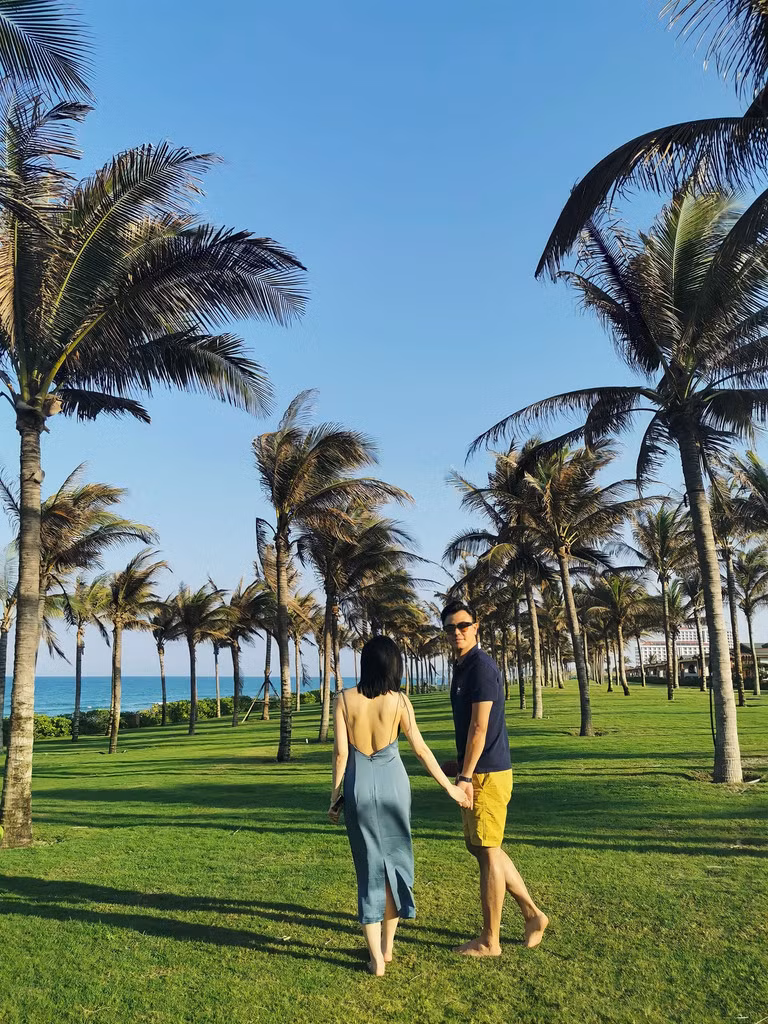 Vào dịp đặc biệt, vợ Tuấn Tú cũng nhắn nhủ, cảm ơn anh đã luôn cố gắng vì gia đình.