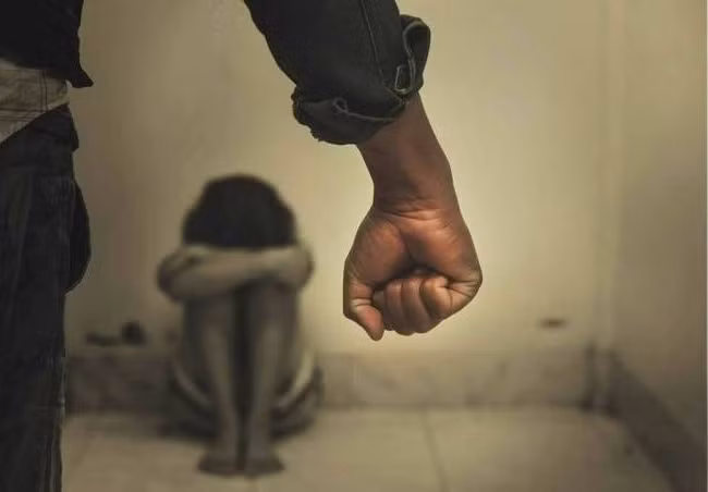 Khong tim duoc giay dang ky ket hon, chong danh vo da man