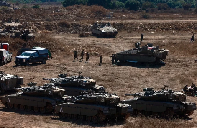 Trong trận chiến khốc liệt này, Lực lượng Vũ trang của Hezbollah không những tiêu diệt thành công xe tăng Merkava của Israel đang cố gắng yểm trợ cho cuộc tiến công của bộ binh, mà còn tiêu diệt một đội xe tăng Israel. Ảnh: Reuters.