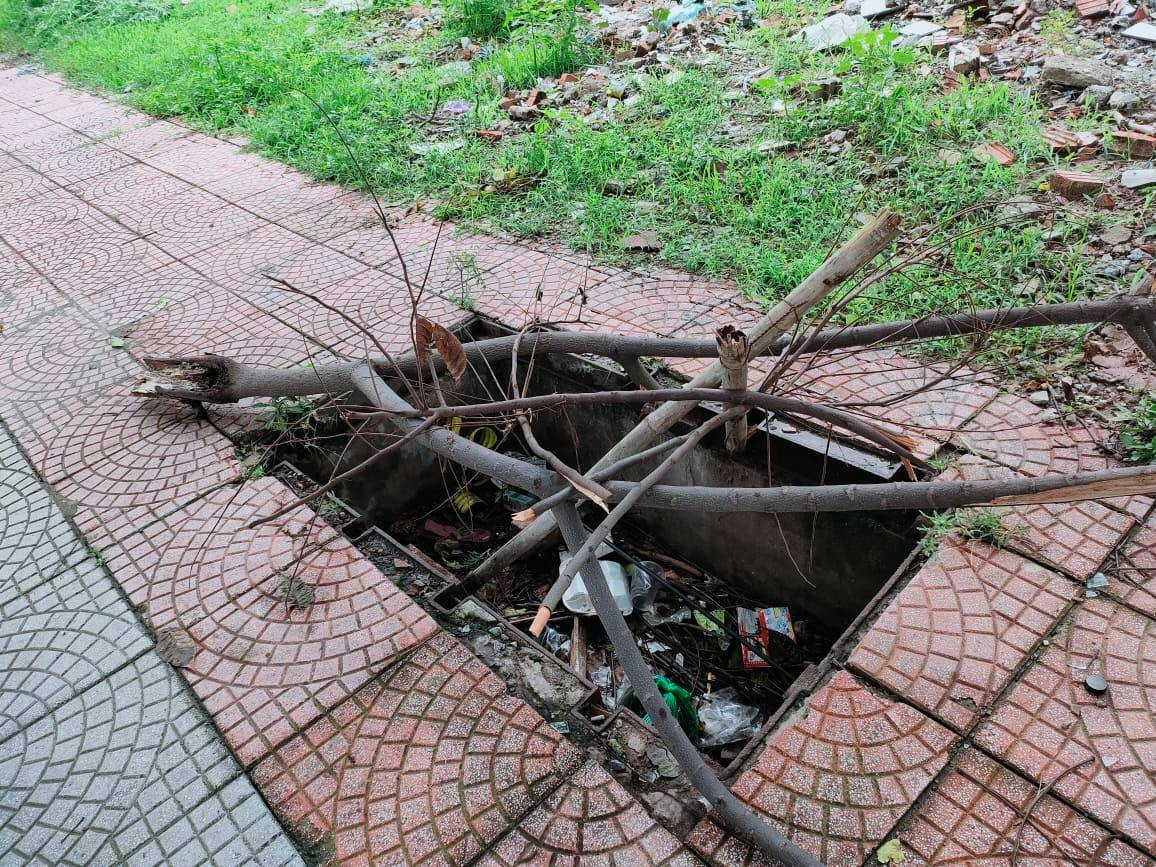 Người dân than phiền vì cơ quan quản lý địa phương tắc trách.