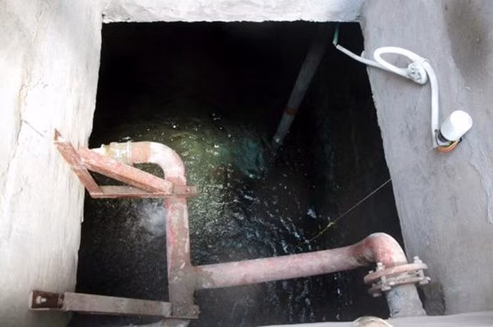  Cháu bé 5 tuổi tử vong dưới bể nước sinh hoạt của gia đình: Chiều 5/7, cháu H.Đ.G.H (SN 2016, trú xã Diễn Bích, huyện Diễn Châu, Nghệ An) chơi một mình gần bể nước sinh hoạt của gia đình, không may nạn nhân bị ngã cắm đầu xuống bể nước. Đến khi người thân kịp phát hiện đưa nạn nhân lên thì cháu H. đã tử vong.