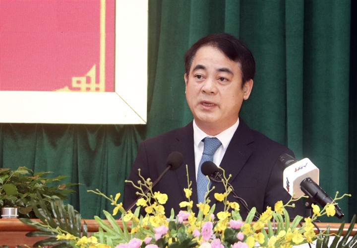 Ông Nghiêm Xuân Thành đảm nhiệm chức vụ Bí thư Tỉnh ủy Hậu Giang thay cho ông Lê Tiến Châu đã được Bộ Chính trị điều động, phân công, chỉ định thôi giữ Bí thư Tỉnh ủy Hậu Giang, giới thiệu hiệp thương giữ chức Phó Chủ tịch kiêm Tổng Thư ký Ủy ban Trung ương Mặt trận Tổ quốc Việt Nam khóa IX, nhiệm kỳ 2019-2024.