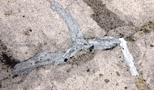 Phat hien hang tram dau vet la o hai ham chui Sai Gon-Hinh-7