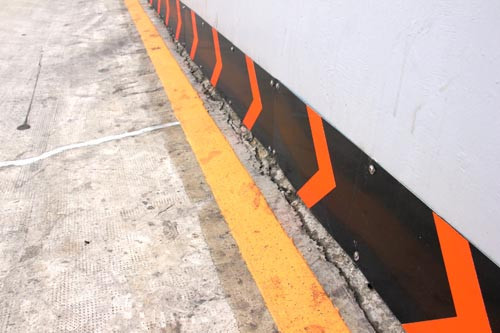 Phat hien hang tram dau vet la o hai ham chui Sai Gon-Hinh-4