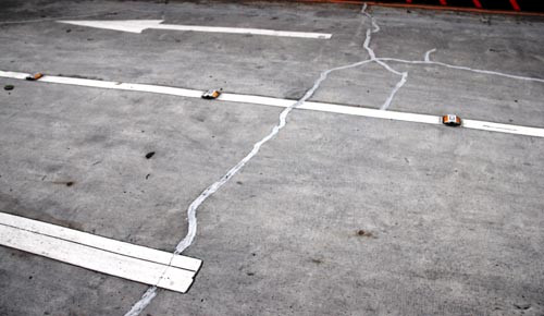 Phat hien hang tram dau vet la o hai ham chui Sai Gon-Hinh-2