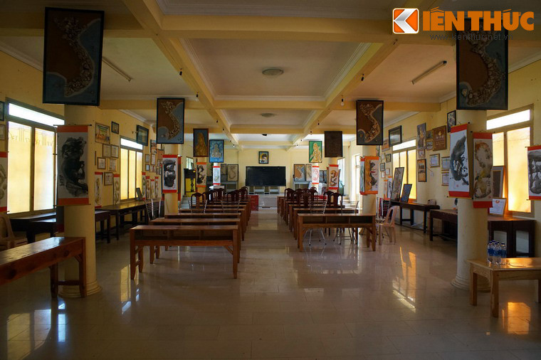 Ngoài ra thiền viện còn giảng đường, nhà khách, phòng ăn… và nhiều công trình phụ trợ khác.