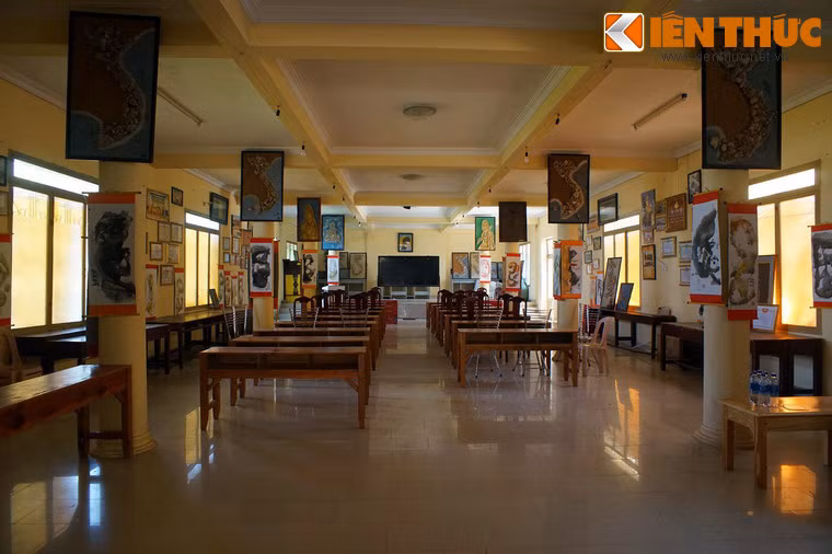 Ngoài ra thiền viện còn giảng đường, nhà khách, phòng ăn… và nhiều công trình phụ trợ khác.