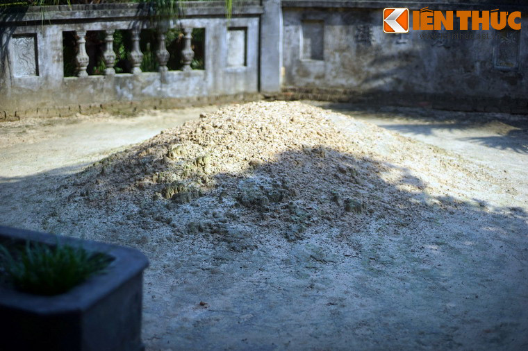 Cận cảnh gò mộ quan thái thú Sĩ Nhiếp.