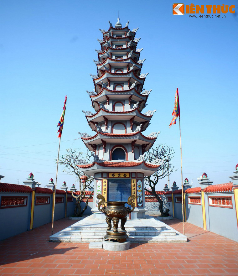 Ngày nay, chùa đã được tôn tạo lại và trở thành một di tích lịch sử, văn hóa quan trọng, thu hút nhiều du khách của tỉnh Bắc Ninh. Mời quý độc giả xem video: Đi tìm Tết Việt. Nguồn: VTC14.