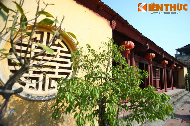 Đến thời nhà Lý, chùa Kim Đài trở thành một trong những ngôi chùa to và đẹp nhất, là nơi thờ cúng Phật của các quý tộc.