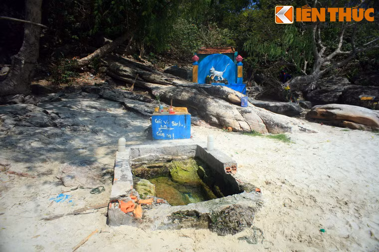 Sau đó, cuộc khởi nghĩa kết thúc thắng lợi, Nguyễn Ánh lên làm vua. Và để tưởng nhớ người đã cứu sống mình năm đó, vua Gia Long đã quay trở lại mũi đất này làm lễ tạ ơn và đặt lại tên cho mũi đất đó là mũi Ông Đội.