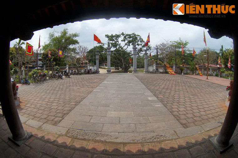 Vào năm 1996, đình đã được công nhận là Di tích cấp quốc gia của Việt Nam. Mời quý độc giả xem video: Đi tìm Tết Việt. Nguồn: VTC14.