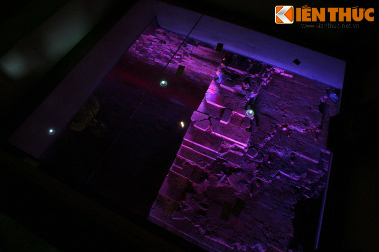 Năm 2008, trong quá trình đào móng xây dựng lại tòa Tam bảo trong Dự án trùng tu, tôn tạo chùa Phật Tích (huyện Tiên Du, tỉnh Bắc Ninh), các nhà khảo cổ đã phát hiện ra nền móng của một tòa bảo tháp kỳ vĩ được xây dựng từ thời Lý. Di tích này hiện được bảo tồn ngay dưới nền chính điện của chùa.