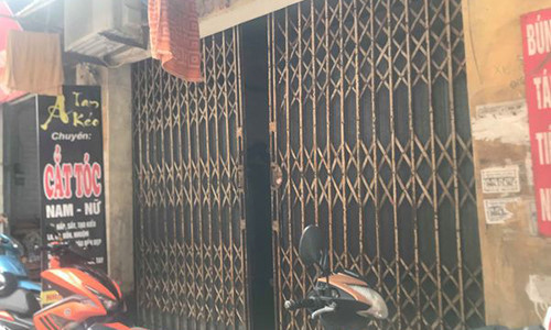 Dau hoi lon ve ba Nguyen Bich Quy - 'monitor' vu be lop 1 tu vong o truong Gateway