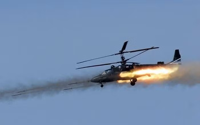 Thất bại nặng nề nhất của Ka-52 là tại Ai Cập, khi vào năm 2015 Cairo đã đặt mua từ Nga 46 trực thăng tấn công phiên bản Ka-52 Alligator để trang bị cho tàu đổ bộ Mistral mua lại từ Pháp.