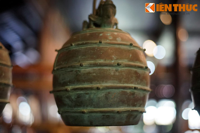 Các nút nhỏ này chính là điểm ký hiệu về “cường độ” và “trường độ” của quả chuông lúc trình tấu.