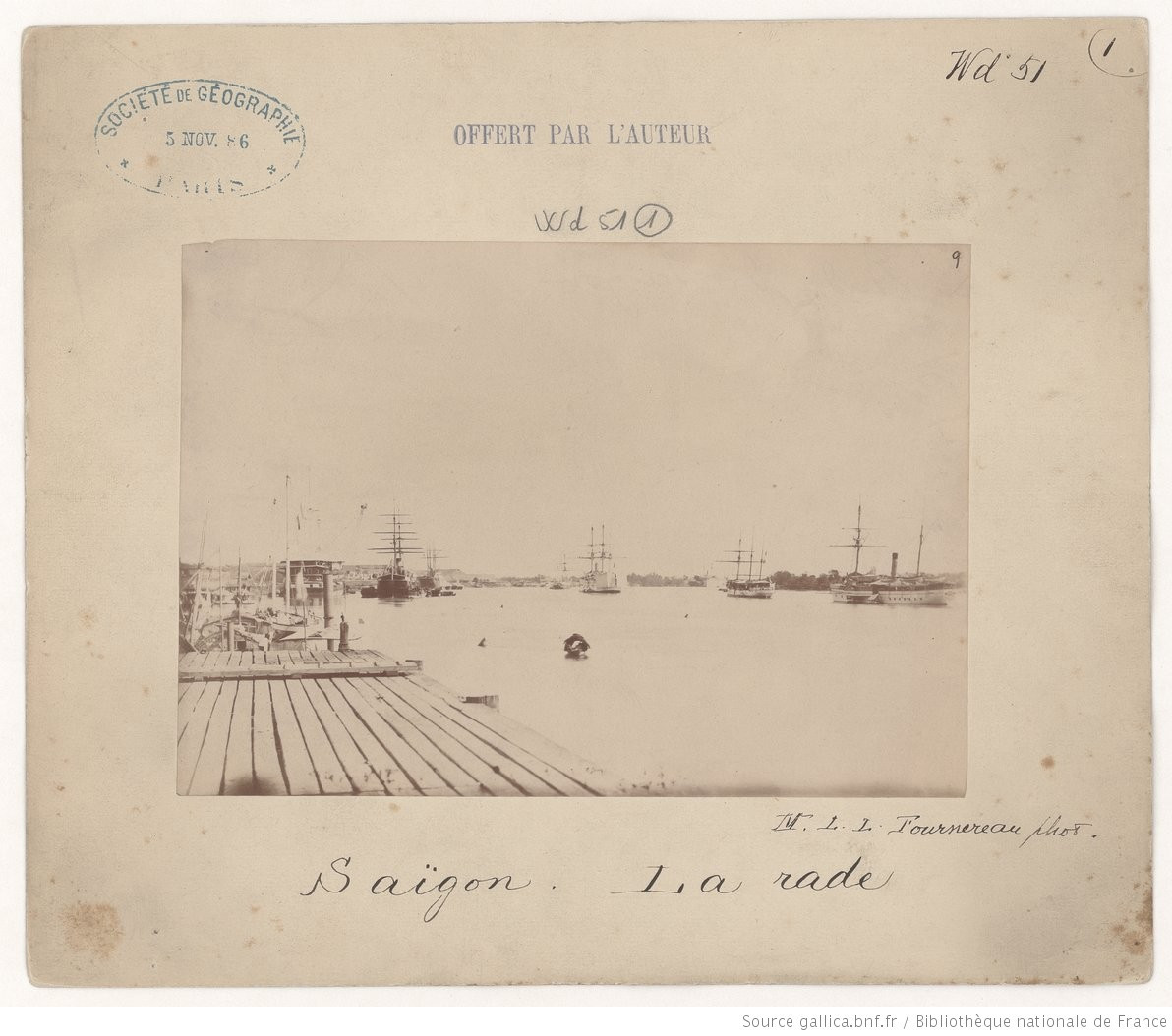 Cảng Sài Gòn. Hình ảnh nằm trong loạt ảnh xứ Nam Kỳ được in trong một ấn phẩm xuất bản năm 1886 ở Pháp. Ảnh: Gallica.bnf.fr.