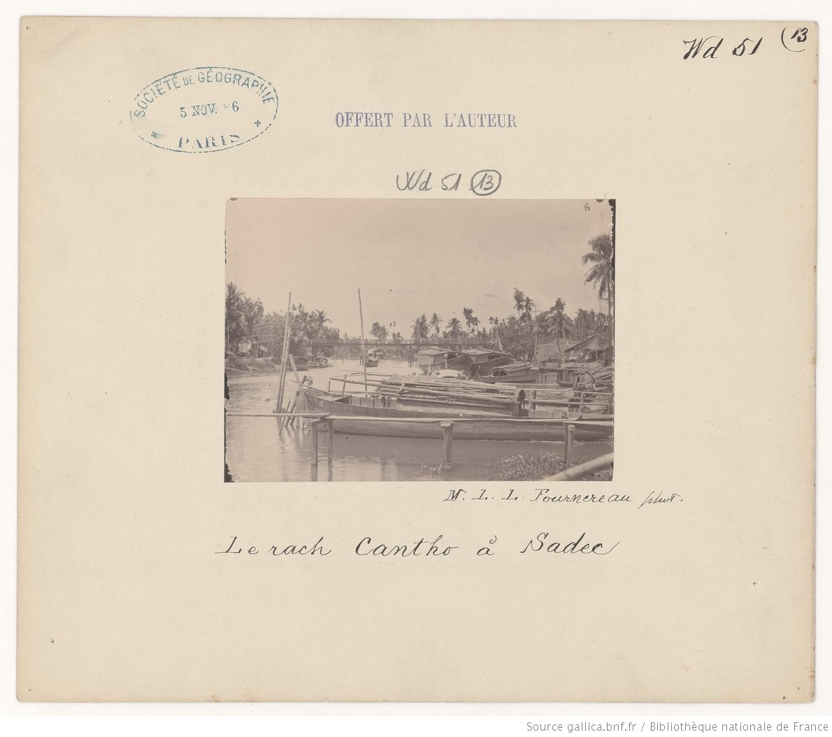 Bến thuyền ở Sa Đéc. Ảnh: Gallica.bnf.fr.