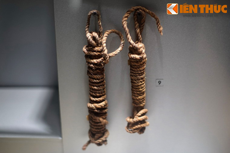 Dây thừng được các thành viên đội Thanh niên Tiền phong sử dụng trong cuộc Cách mạng tháng 8 ở Sài Gòn.