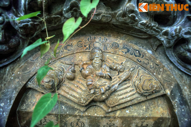 Tuy chỉ là vợ ba nhưng bà Trương Mỹ Thuận có quyền lực rất lớn. Bà quát câu nào, không một gia nô nào trong nhà dám không nghe. Mọi lệnh bà đưa ra đều coi như là mệnh lệnh của Vương Chí Sình.