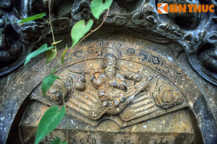 Tuy chỉ là vợ ba nhưng bà Trương Mỹ Thuận có quyền lực rất lớn. Bà quát câu nào, không một gia nô nào trong nhà dám không nghe. Mọi lệnh bà đưa ra đều coi như là mệnh lệnh của Vương Chí Sình.