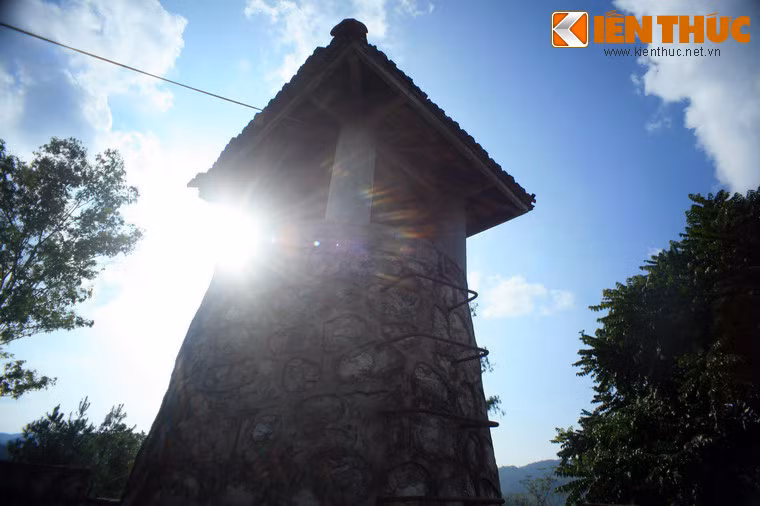 Các sử gia sau này đánh giá, trận Đông Khê là trận tiến công địch trong công sự vững chắc lớn nhất của ta kể từ sau ngày độc lập tới thời điểm năm 1950. Trận đánh đã đánh dấu sự phát triển của quân đội Việt Minh, làm cơ sở cho sự hình thành chiến thuật sau này.