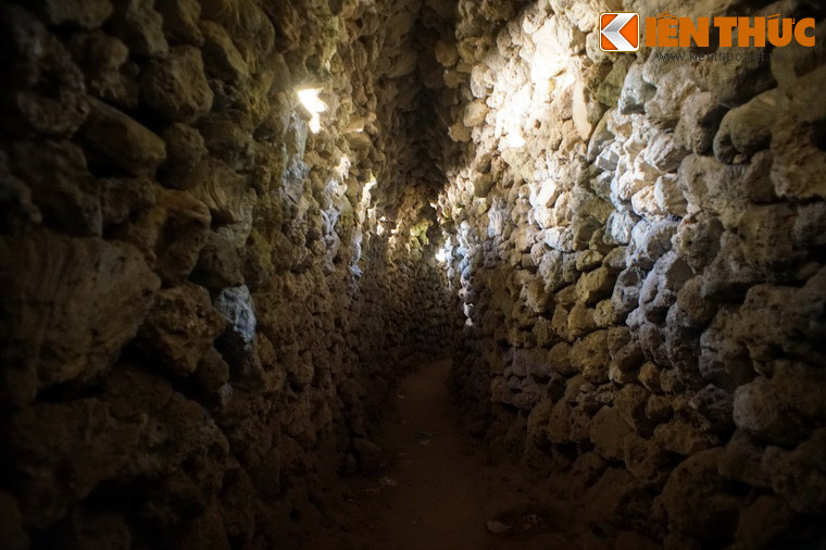 Có thể nói, 18 tầng địa ngục của chùa Từ Vân là một công trình rất ấn tượng. "Địa ngục" này tương đối thành công trong việc đánh thức nỗi sợ hãi trong bản năng con người, nhắc nhở họ hãy tuân theo quy luật nhân quả nếu không muốn bị trừng phạt.