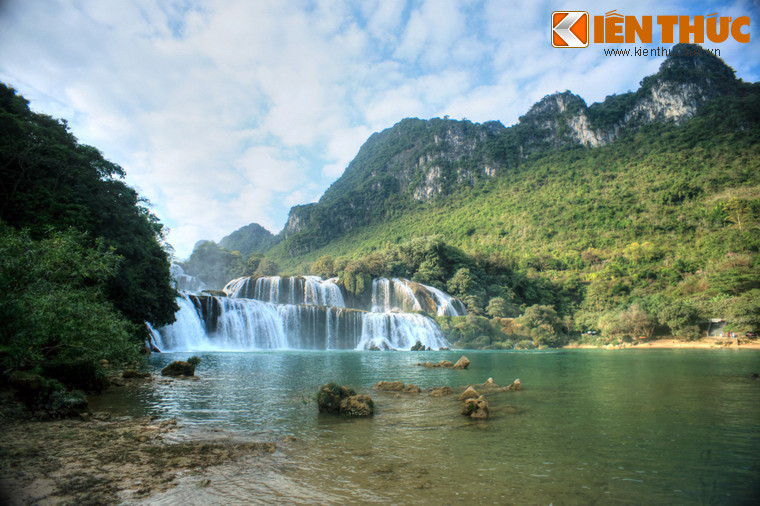 Vào tháng 4 vừa qua, tầm quan trọng của thác Bản Giốc tiếp tục được khẳng định khi Công viên Địa chất Non nước Cao Bằng được UNESCO công nhận công viên địa chất toàn cầu. Thác Bản Giốc chính là trung tâm của công viên địa chất này.