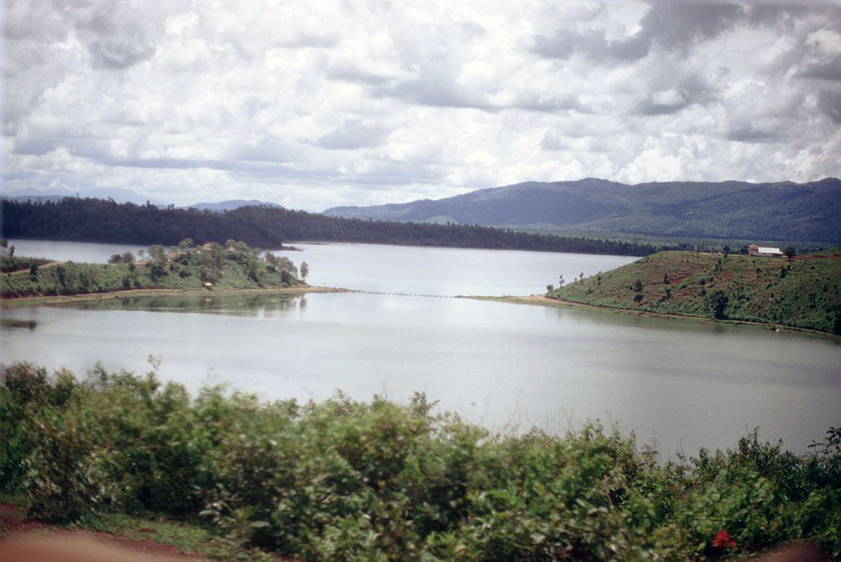 Biển Hồ hay hồ T'Nưng, thắng cảnh nổi tiếng ở phía Bắc Pleiku. Ảnh: 585thengrco.com.