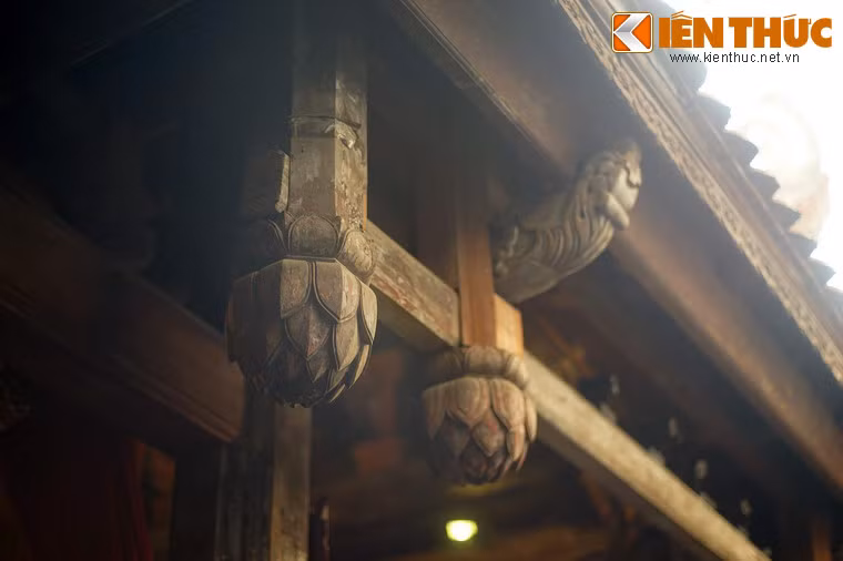 Từ năm 2008 - 2010 thì hoàn thành chính quyền Thành phố Hà Nội và quận Hoàn Kiếm đã thực hiện kế hoạch trùng tu, tôn tạo đền thành Trung tâm Thông tin phố cổ Hà Nội, đồng thời di dời các hộ dân sinh sống ra khỏi khu vực nguy hiểm.