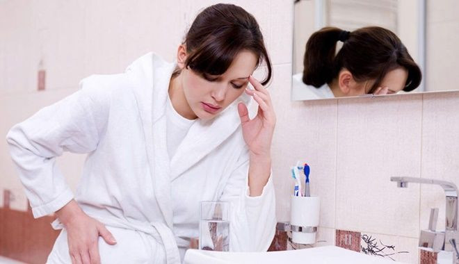 2. Bệnh đường tiêu hóa: Chẳng hạn như các bệnh như viêm dạ dày, loét dạ dày, trào ngược dạ dày, hành tá tràng sẽ khiến chúng ta buồn nôn dưới sự kích thích của axit dạ dày nên cần hết sức cảnh giác.