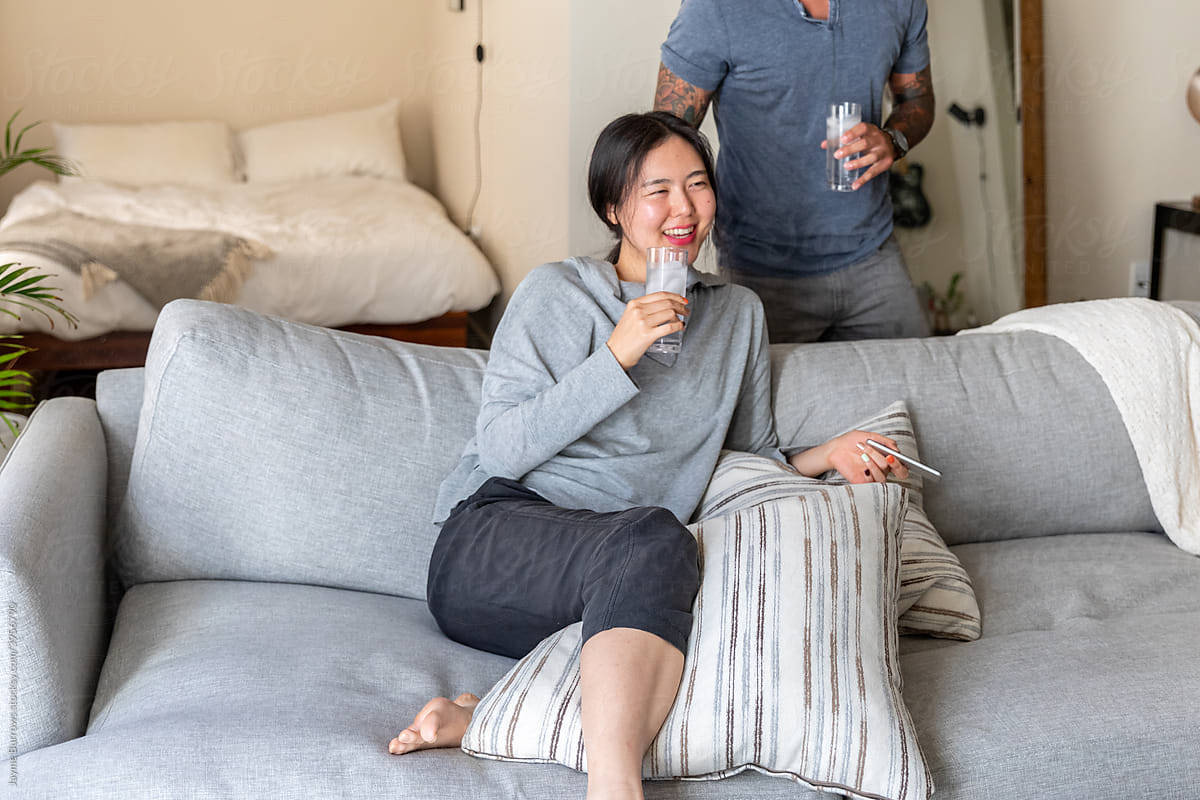 Nếu muốn bảo vệ sức khỏe của mình, hãy chờ khoảng 3 ngày sau khi kỳ kinh kết thúc hãy tính chuyện ân ái.