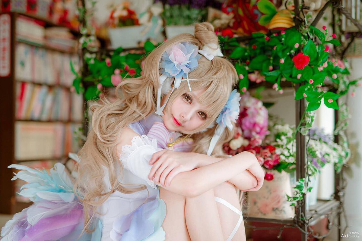 Một số hình ảnh khác Marika hoá thân thành các nhân vật truyện tranh, phim hoạt hình và game.