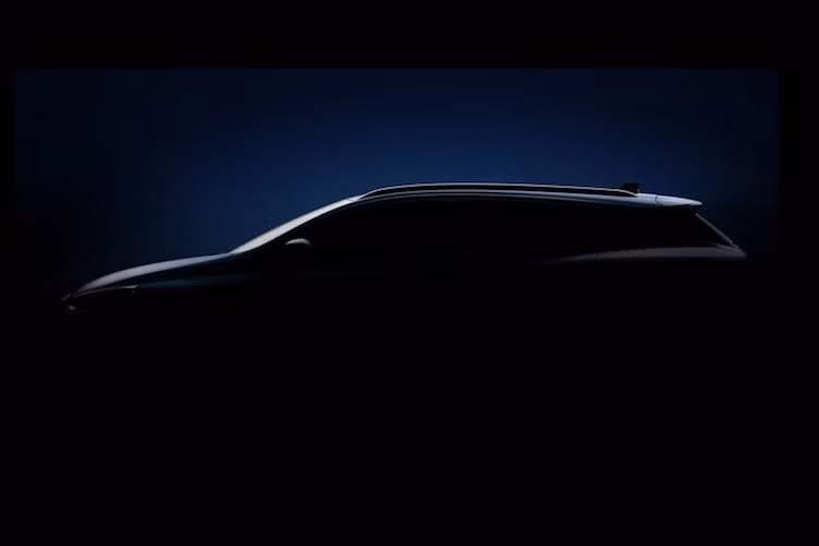 Sau khi giới thiệu chiếc hatchback Megane thế hệ thứ 4 vào tháng 9/2015 tại triển lãm Frankfurt, các phiên bản thuộc dòng xe sẽ tiếp tục được Renault ra mắt, trong đó mới nhất là chiếc wagon Renault Megane Sport Tourer trong triển lãm Geneva tới.