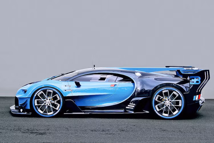 Thiết kế của siêu xe Chiron sẽ dựa trên mẫu concept Vision Gran Turismo của Bugatti vào năm ngoái, trong khi động cơ của xe vẫn sẽ là loại W16 8.0l như Veyron.
