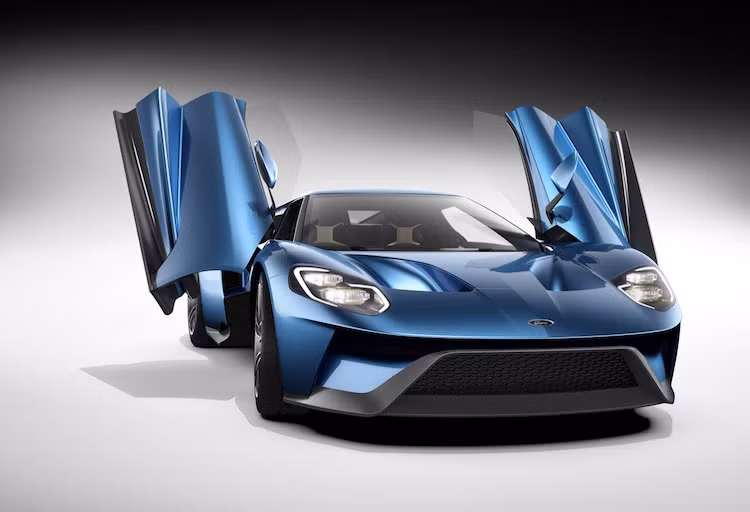 Với những yêu cầu "phiền hà" trên, trước mắt có lẽ chỉ có một số người nổi tiếng mê xe mới có thể mua được Ford GT mới, chẳng hạn như Jeremy Clarkson - cựu MC của chương trình Top Gear, Jay Leno - danh hài/nhà sưu tập xe nổi tiếng Mỹ hay Lewis Hamilton - tay đua F1 người Anh...