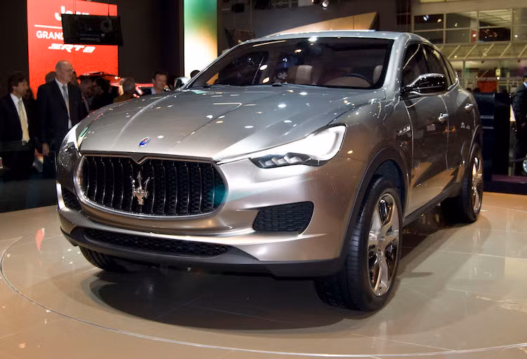 Alfieri không phải là dòng xe duy nhất mà Maserati chuẩn bị ra mắt. Để "đấu" với Porsche Cayenne, hãng xe sang Ý cũng đang "rục rịch" hoàn thành một dòng SUV hoàn toàn mới với tên gọi Levante.