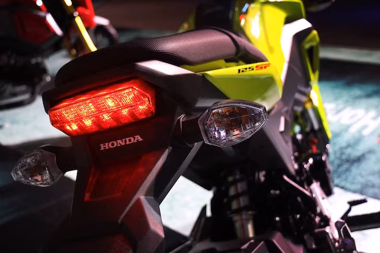 Đèn hậu của xe không có thay đổi so với phiên bản trước.