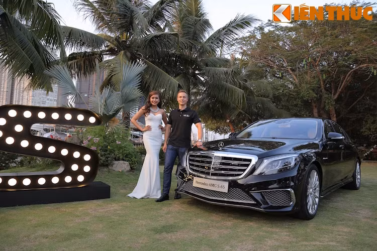 Sau chuỗi hoạt động kỷ niệm 20 năm, MBV đã mở màn năm 2016 với việc giới thiệu A-Class nâng cấp và Mercedes-AMG S 65 hoàn toàn mới vào chiều ngày 20/2/2016 tại TP.HCM.