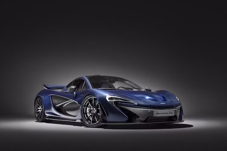 Mặc dù đã chính thức ngừng sản xuất, nhưng khách hàng sở hữu những chiếc siêu xe McLaren P1 vẫn có thể "nhờ cậy" tới bộ phận đặc biệt McLaren Special Operation (MSO) để tiếp tục khiến xe của mình trở nên "độc" hơn nữa. Trong đó, tùy chọn thân xe bằng sợi carbon trần được khá nhiều khách hàng lựa chọn.